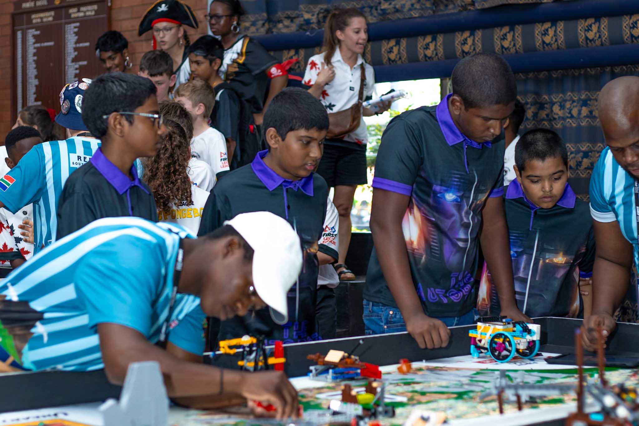 Coding and Robotics (185)