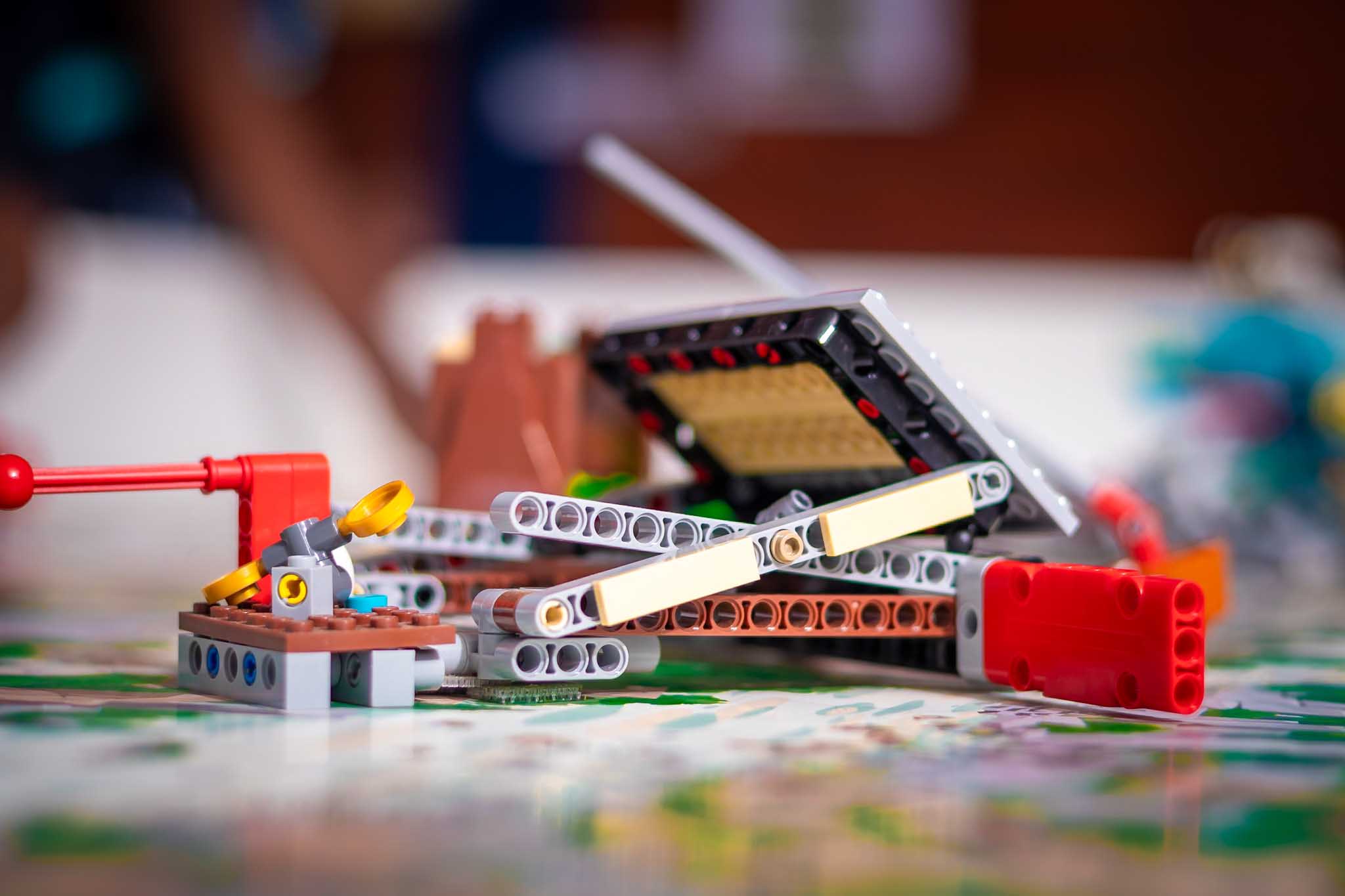 Coding and Robotics (42)