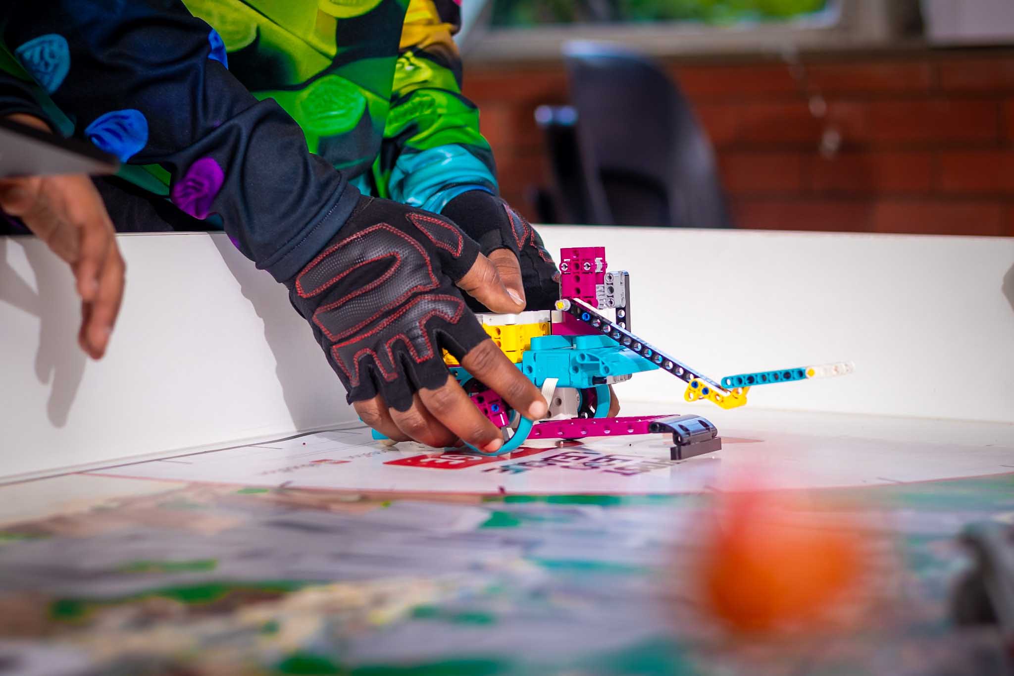 Coding and Robotics (53)