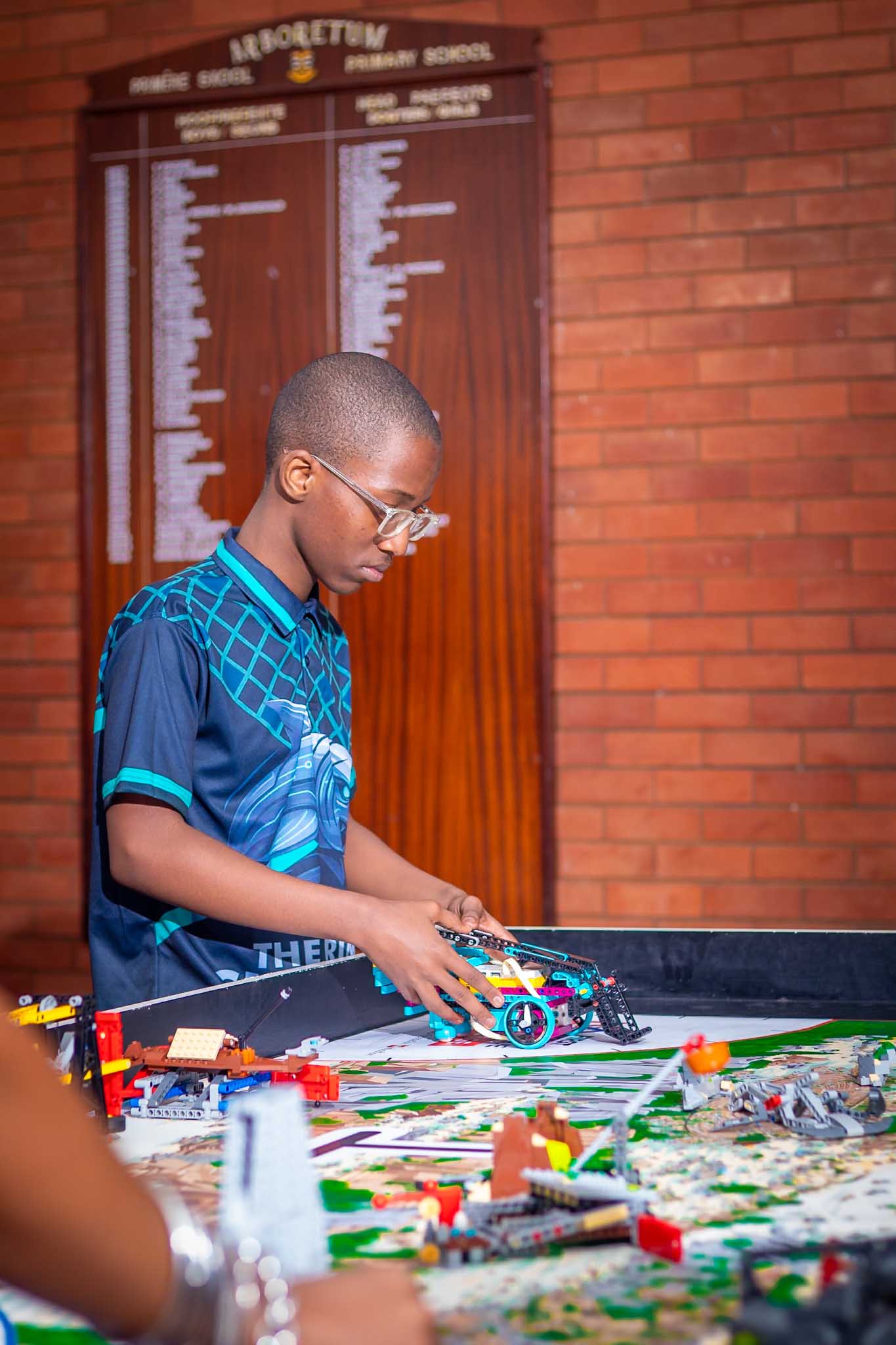 Coding and Robotics (99)