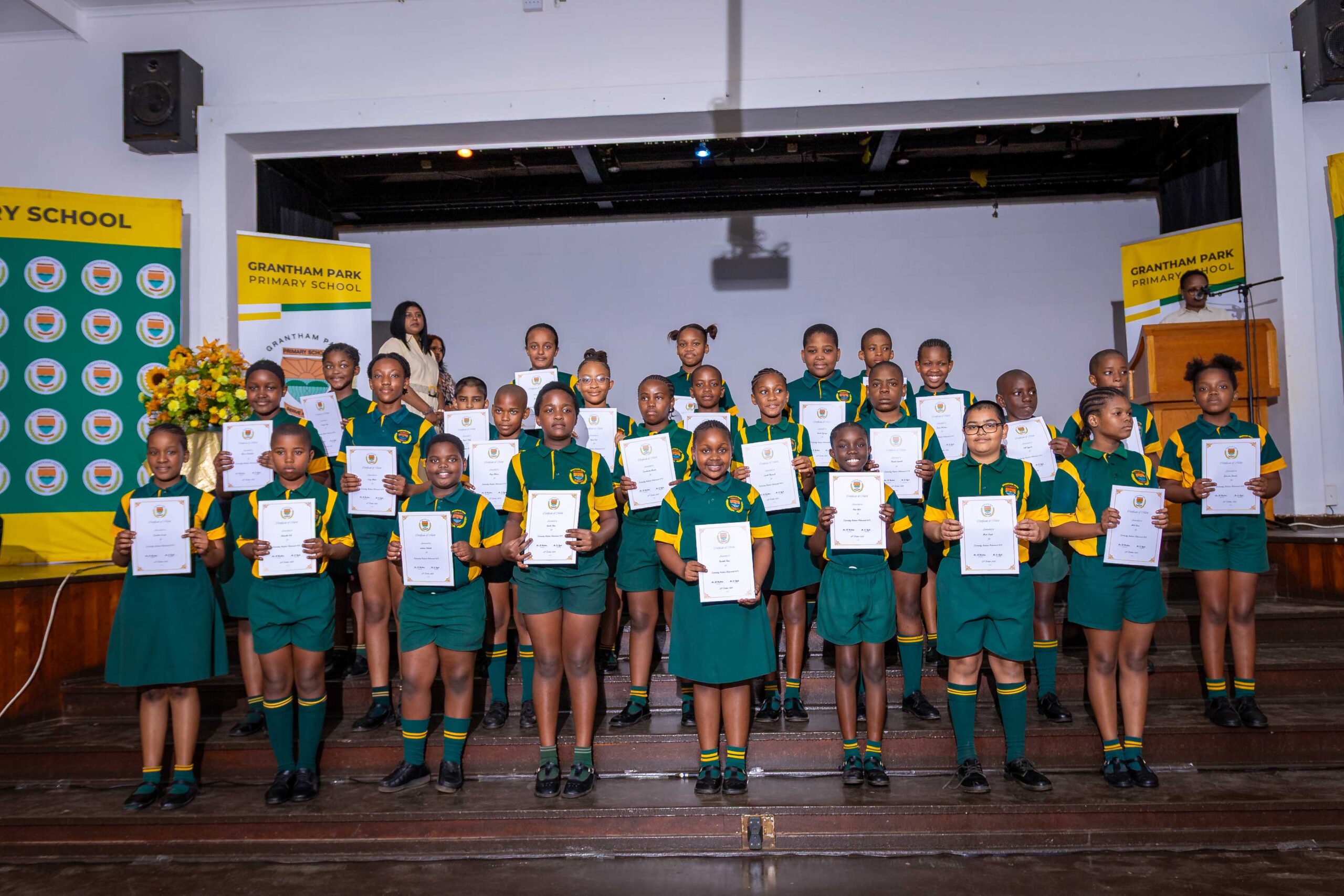 Grade 4-6 Prize Giving (201)