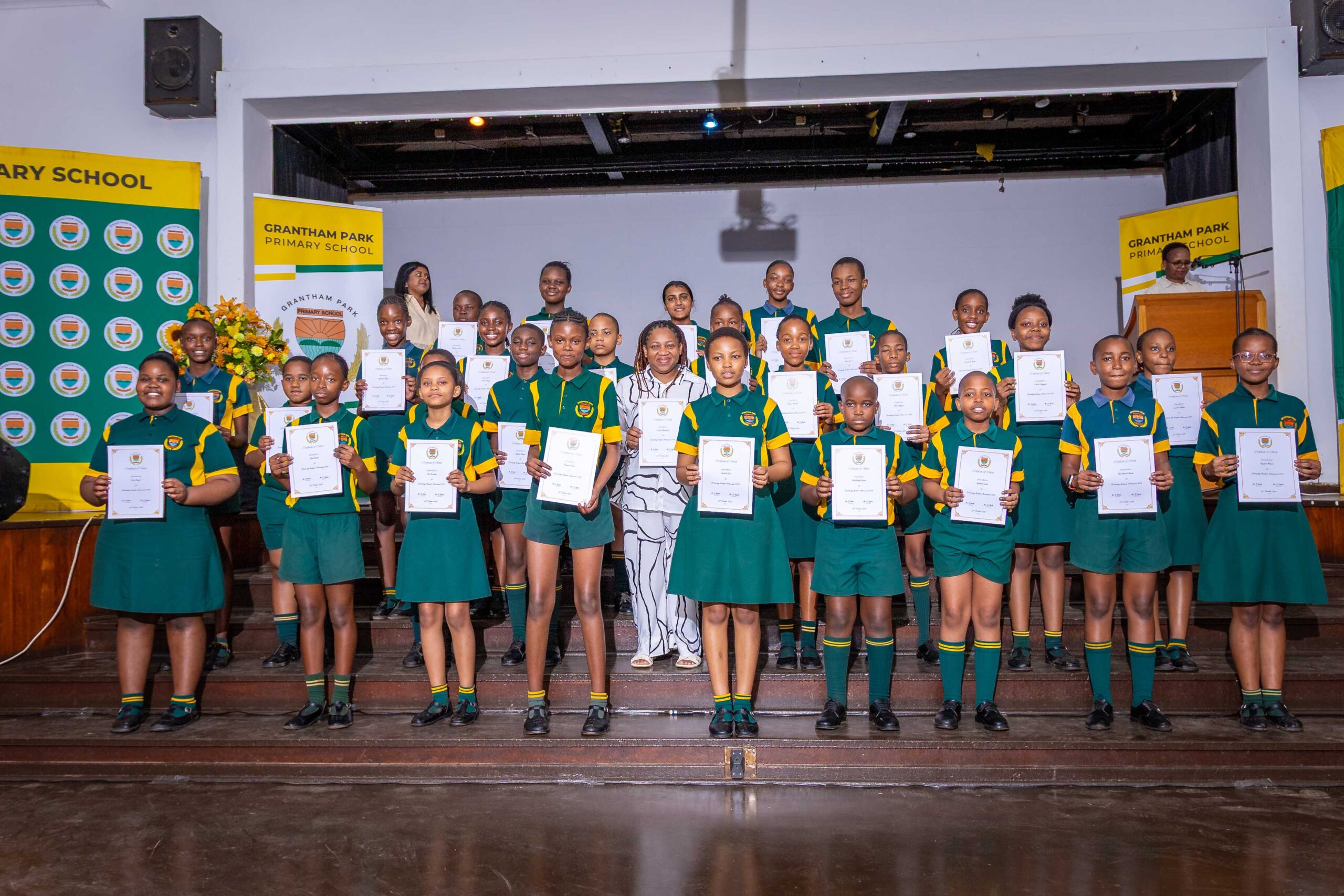 Grade 4-6 Prize Giving (208)