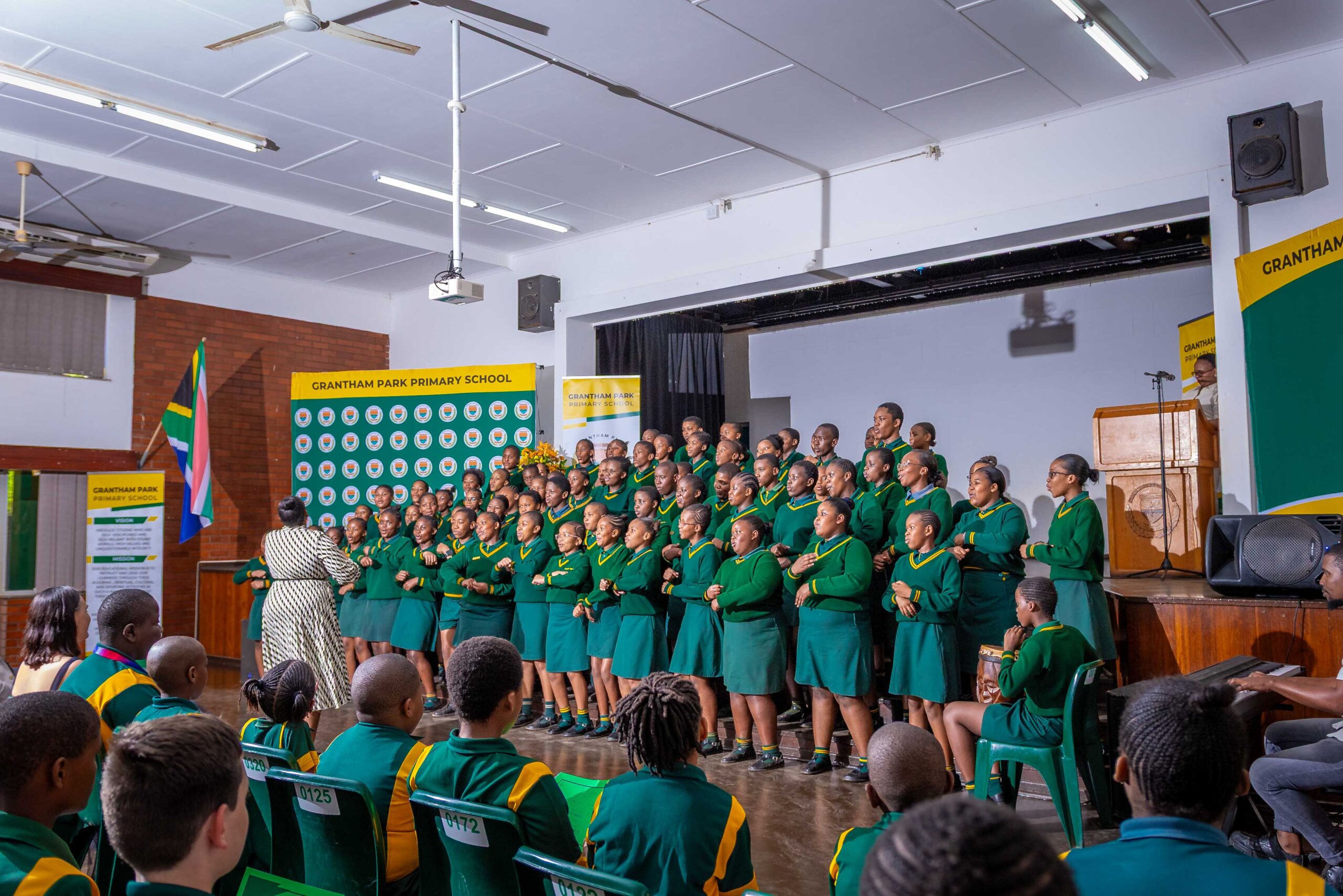 Grade 4-6 Prize Giving (221)