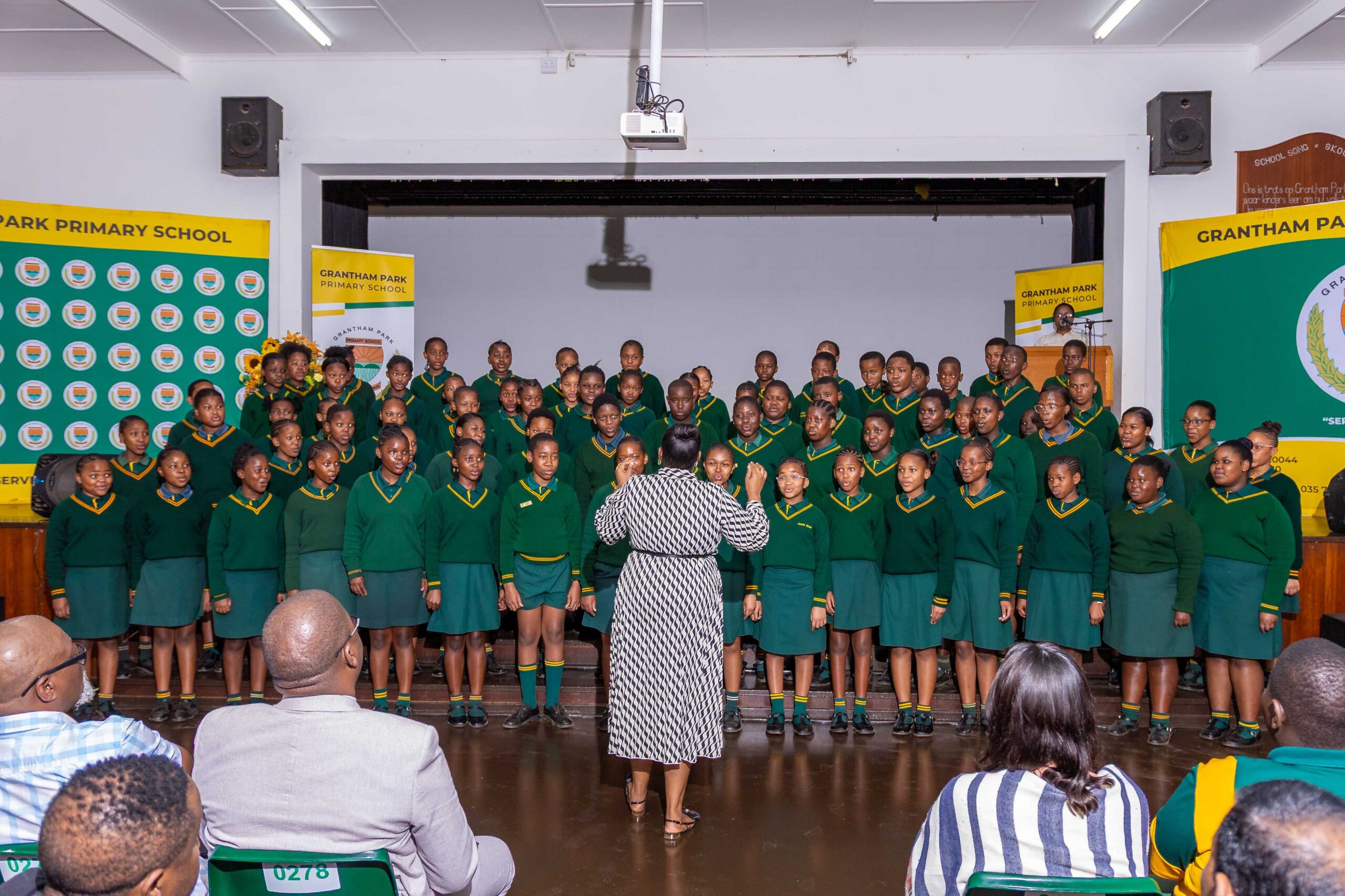 Grade 4-6 Prize Giving (65)